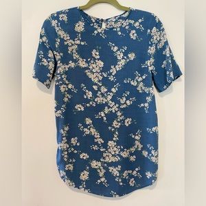 Cute H&M Ditsy Floral Blouse